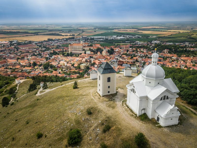 Kolem Mikulova (Vican, Mušlov, Železná opona) MIKOLOVNA.CZ